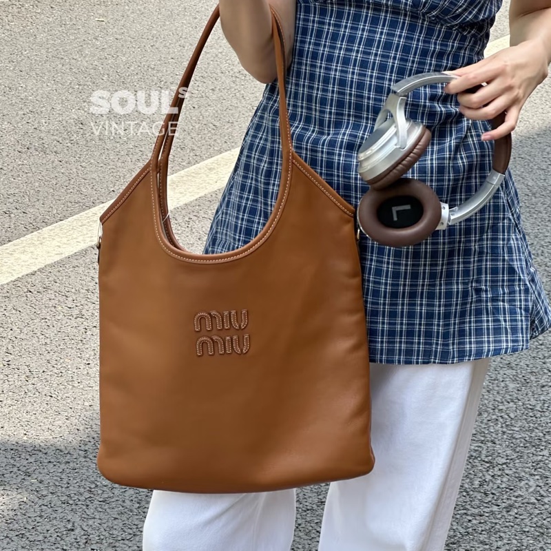 Miu系千金風😍超限量低價❤️‍🔥Miumiu繆繆焦糖色中號ivy手提包肩背包托特包-4