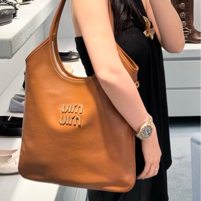 Miu系千金風😍超限量低價❤️‍🔥Miumiu繆繆焦糖色中號ivy手提包肩背包托特包-7