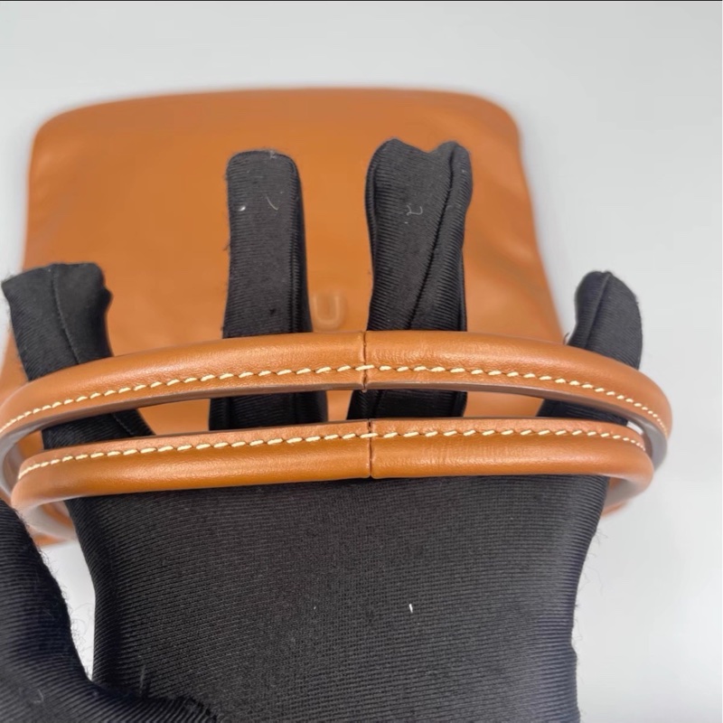 Miu系千金風😍超限量低價❤️‍🔥Miumiu繆繆焦糖色中號ivy手提包肩背包托特包-16