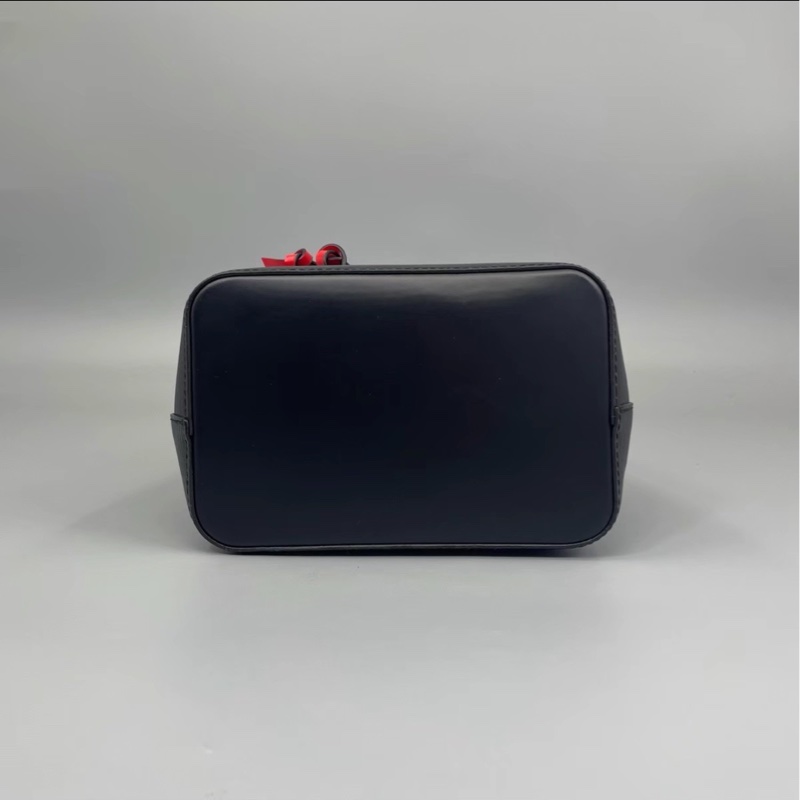 質感上線💎99新🆕Lv路易威登拼色水波紋水桶BB手提斜挎單肩包-9