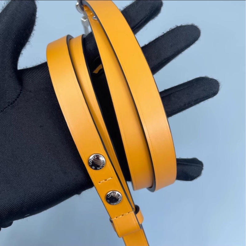 質感上線💎99新🆕Lv路易威登拼色水波紋水桶BB手提斜挎單肩包-14