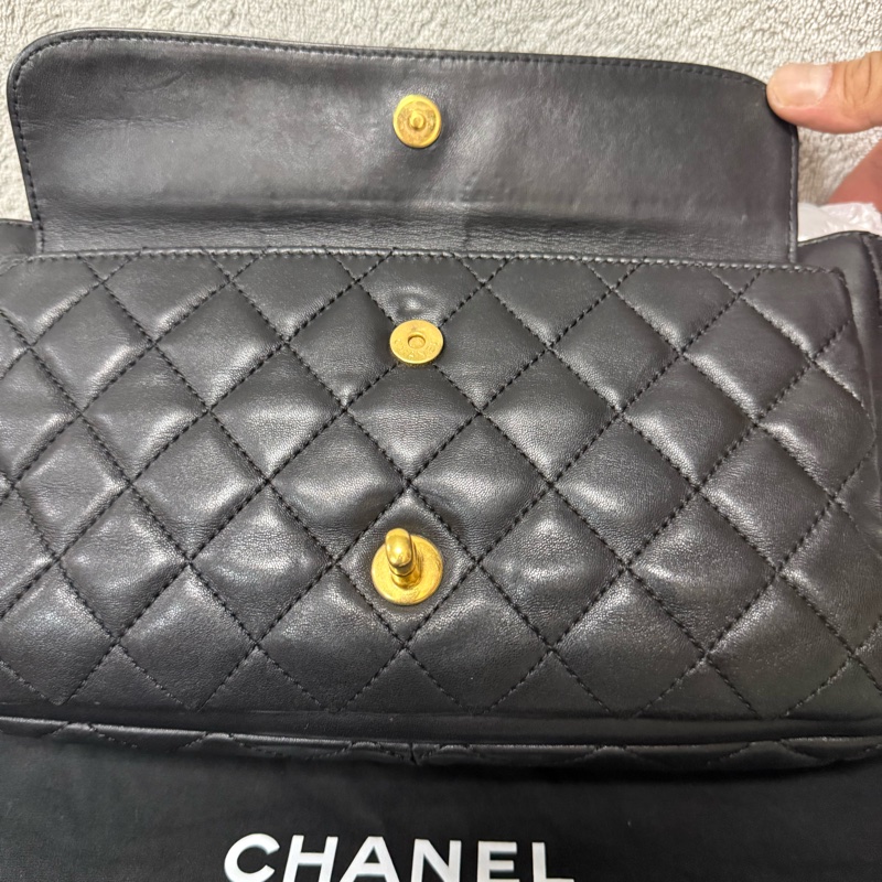 香奈兒雙C口蓋包 大號-14