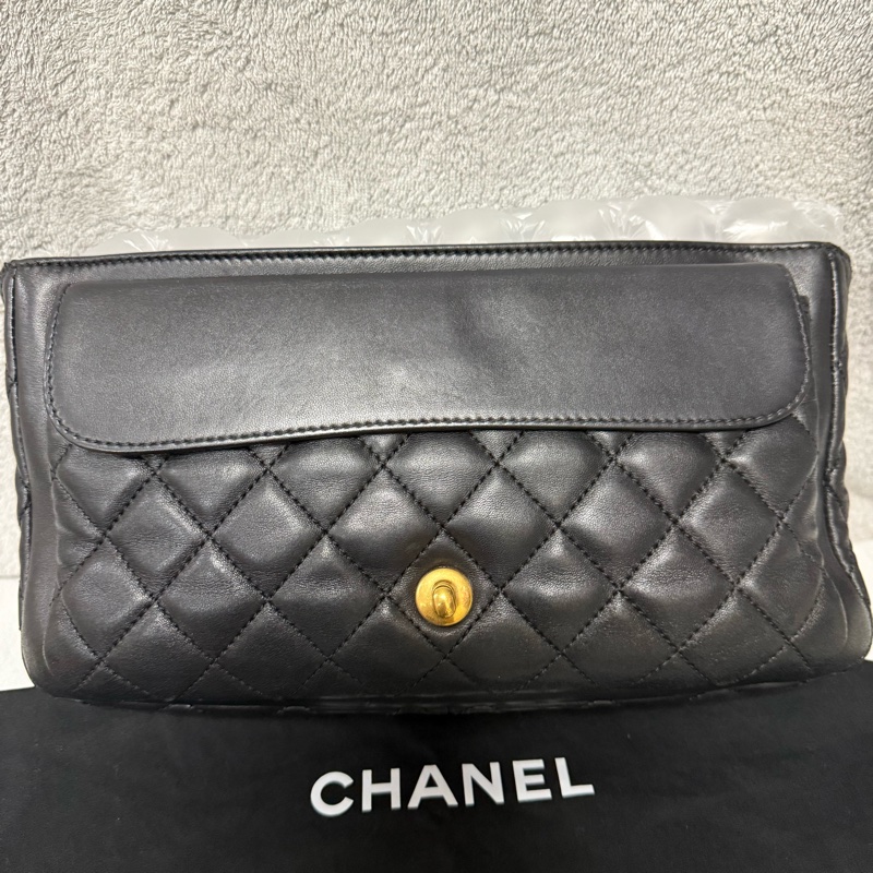 香奈兒雙C口蓋包 大號-15