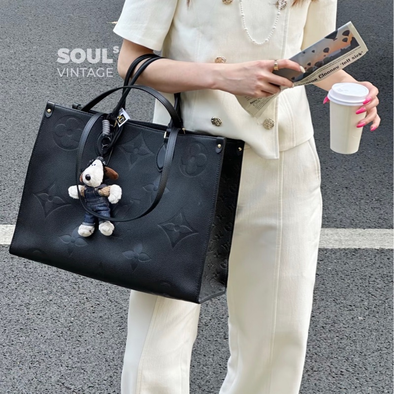 #僅一顆全網最低💰 #櫃上在售10多萬 Lv On-The-Go 中號全黑壓紋-0