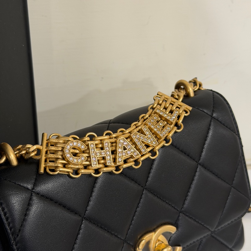 #閒置帶膜 #全配送禮超精緻✨ 香奈兒黑金字母小方胖CF 芯片款-6