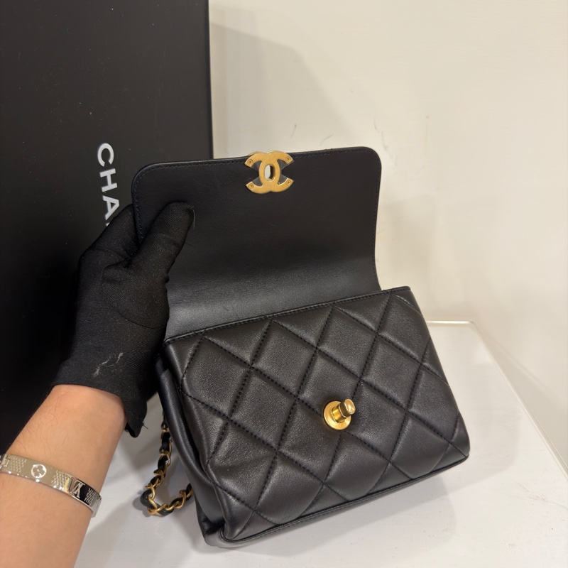 #閒置帶膜 #全配送禮超精緻✨ 香奈兒黑金字母小方胖CF 芯片款-13