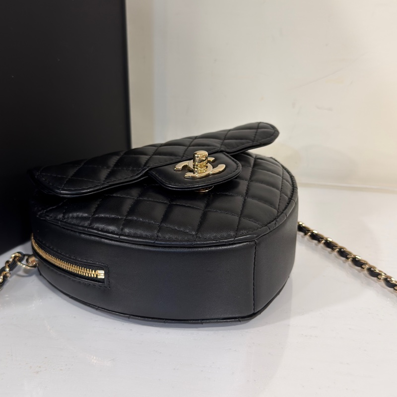 #超稀有釋出🔥 #甜甜割愛💰 香奈兒黑金愛心包 芯片款 #情人節必備禮物💝-5