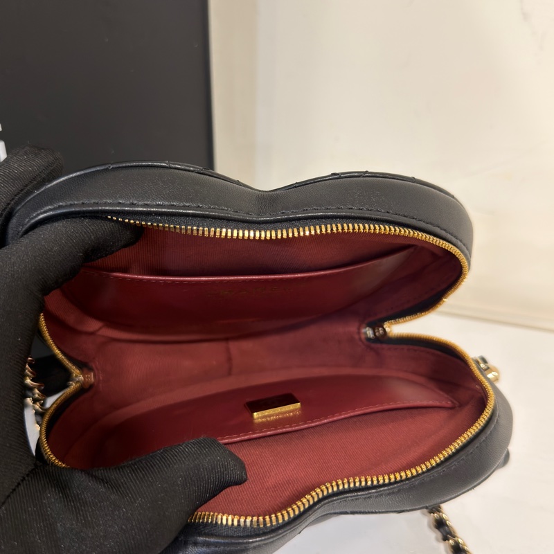 #超稀有釋出🔥 #甜甜割愛💰 香奈兒黑金愛心包 芯片款 #情人節必備禮物💝-7