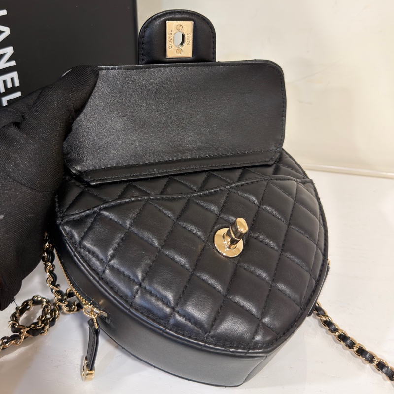 #超稀有釋出🔥 #甜甜割愛💰 香奈兒黑金愛心包 芯片款 #情人節必備禮物💝-8