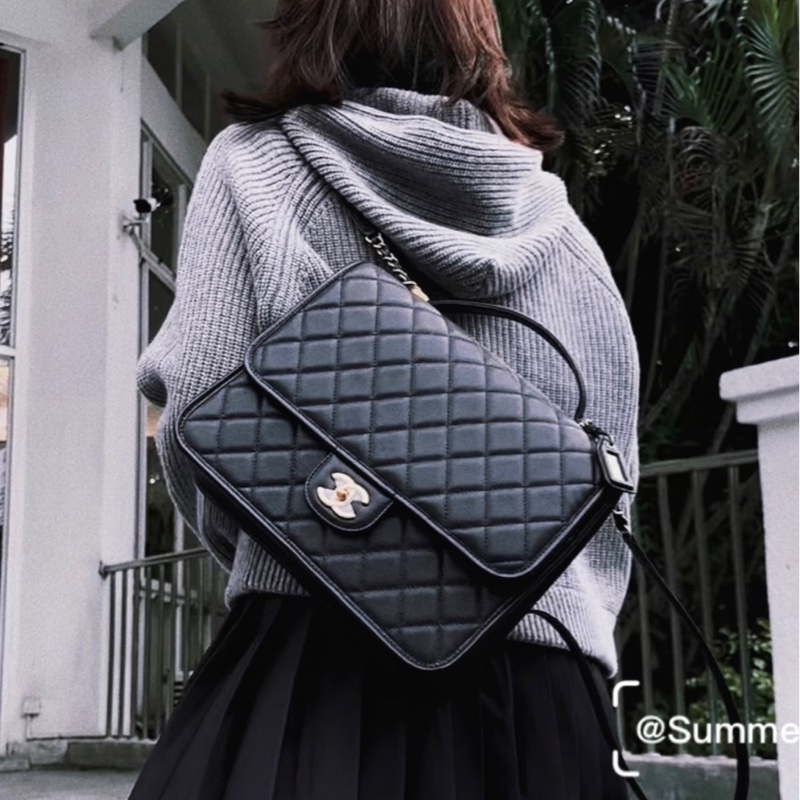 香奈兒絕版22K荔枝牛皮書包後背包(男女都可以)-26