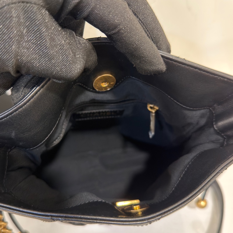 #近新閒置💕 #全配 香奈兒黑金22C絕版小福袋 #僅一顆出清特價🀄️-15