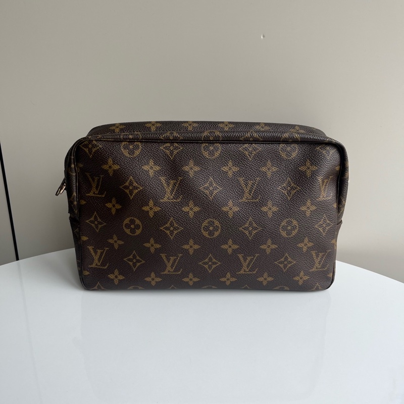lv/路易威登 中古23洗漱包  成尺寸；28*18*8  無附件-1