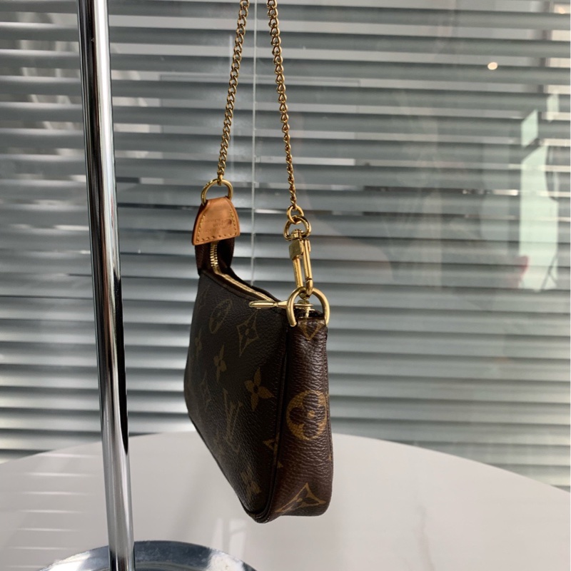 lv/路易威登 小麻將包 尺寸：15.5*10.5*4 無附件 成色非常新-2