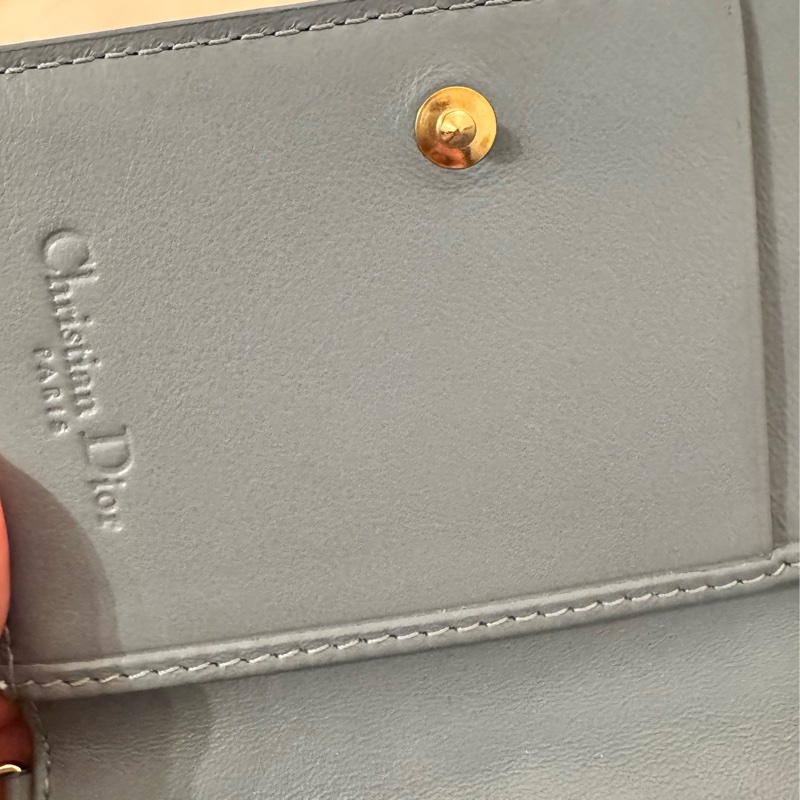 Lady Dior Bloom 卡夾 雲藍色漆面 Cannage 籐格紋小牛皮 錢包 卡包-5