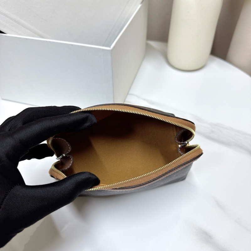 閒置999新 Celine 凱旋門化妝包 手拿包 尺寸15*8*8.5cm 有盒子-5