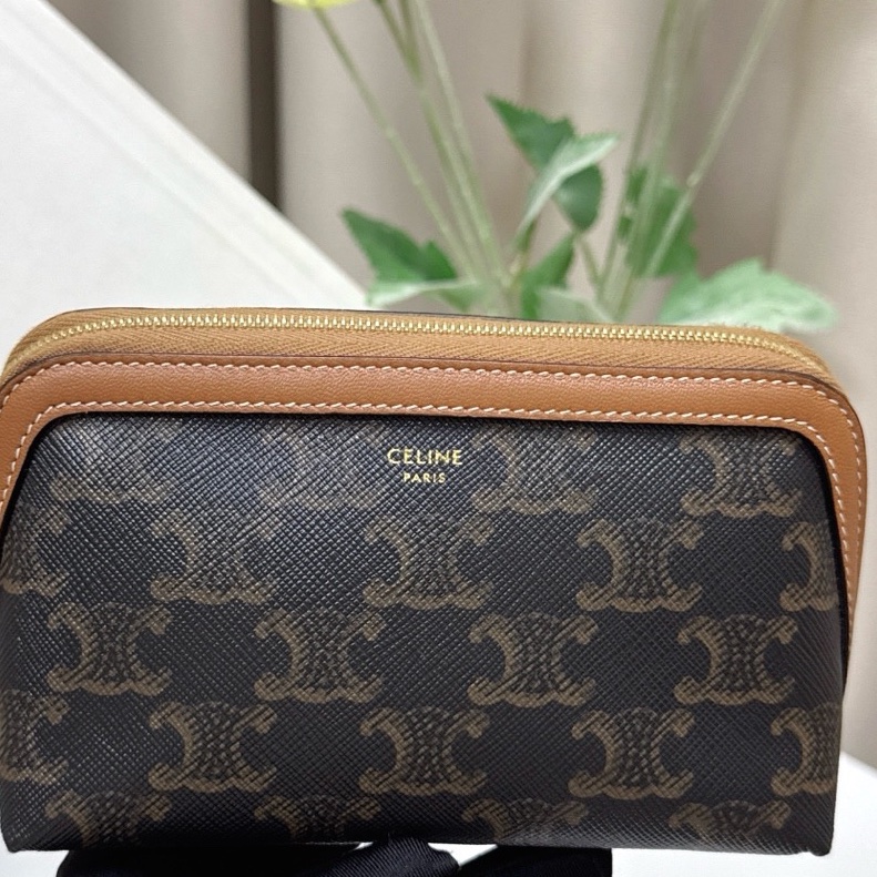 閒置999新 Celine 凱旋門化妝包 手拿包 尺寸15*8*8.5cm 有盒子-7