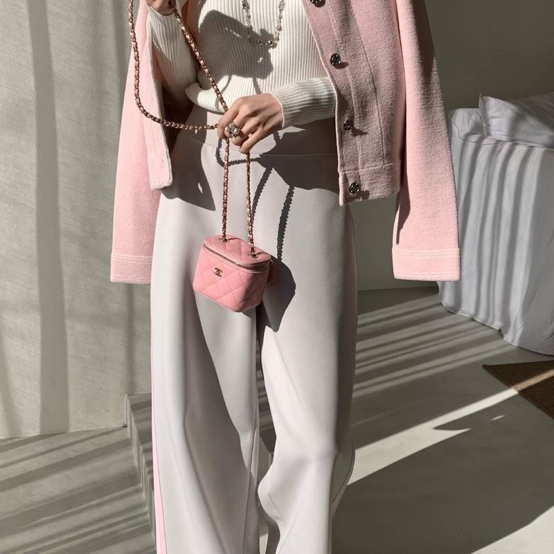 chanel 香奈兒 鮭魚粉 金球 化妝包 斜背包 肩背包 手提包 小廢包 小盒子-3