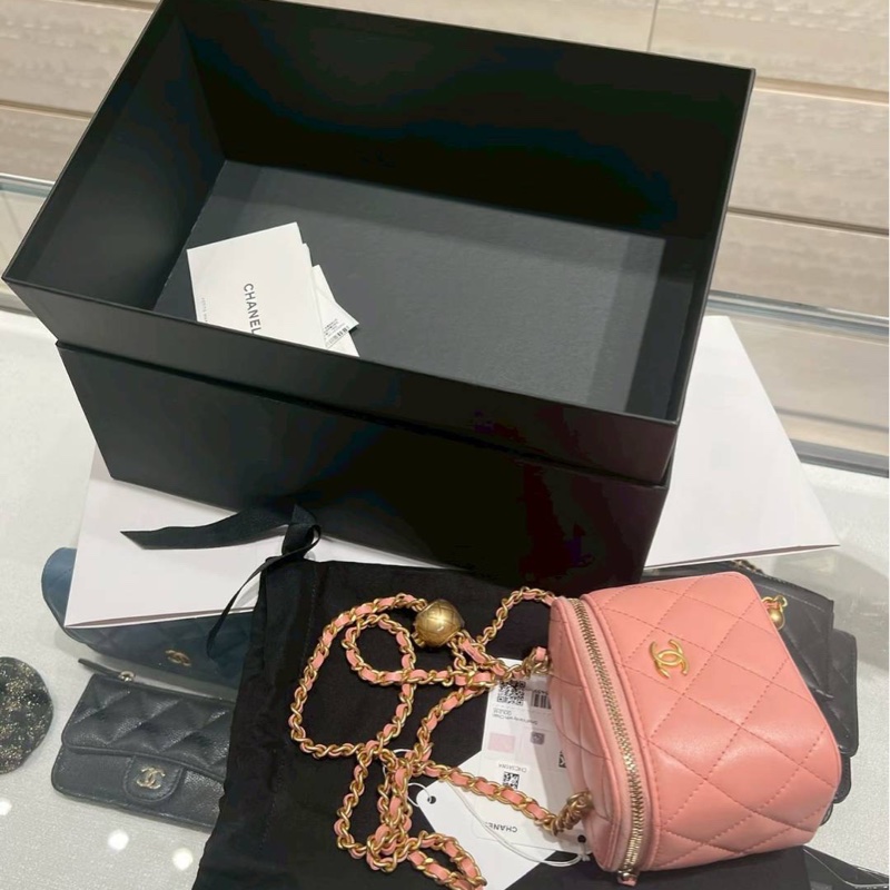 chanel 香奈兒 鮭魚粉 金球 化妝包 斜背包 肩背包 手提包 小廢包 小盒子-5