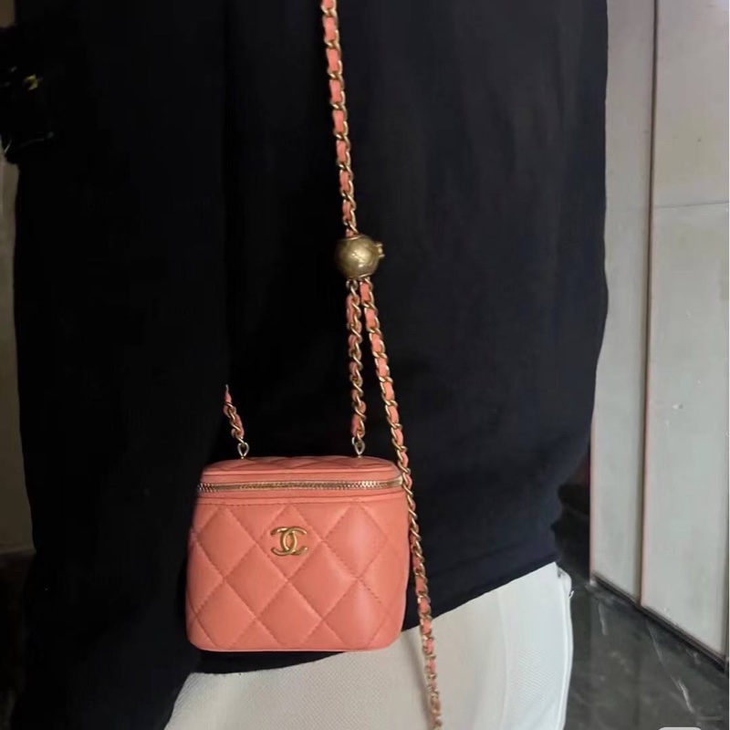 chanel 香奈兒 鮭魚粉 金球 化妝包 斜背包 肩背包 手提包 小廢包 小盒子-15