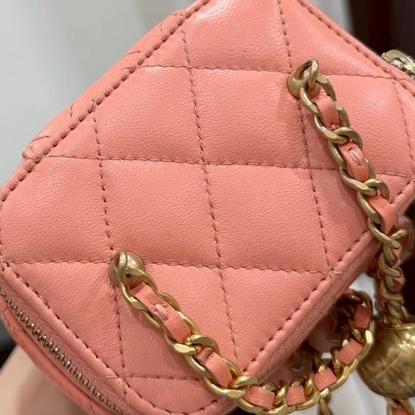 chanel 香奈兒 鮭魚粉 金球 化妝包 斜背包 肩背包 手提包 小廢包 小盒子-21