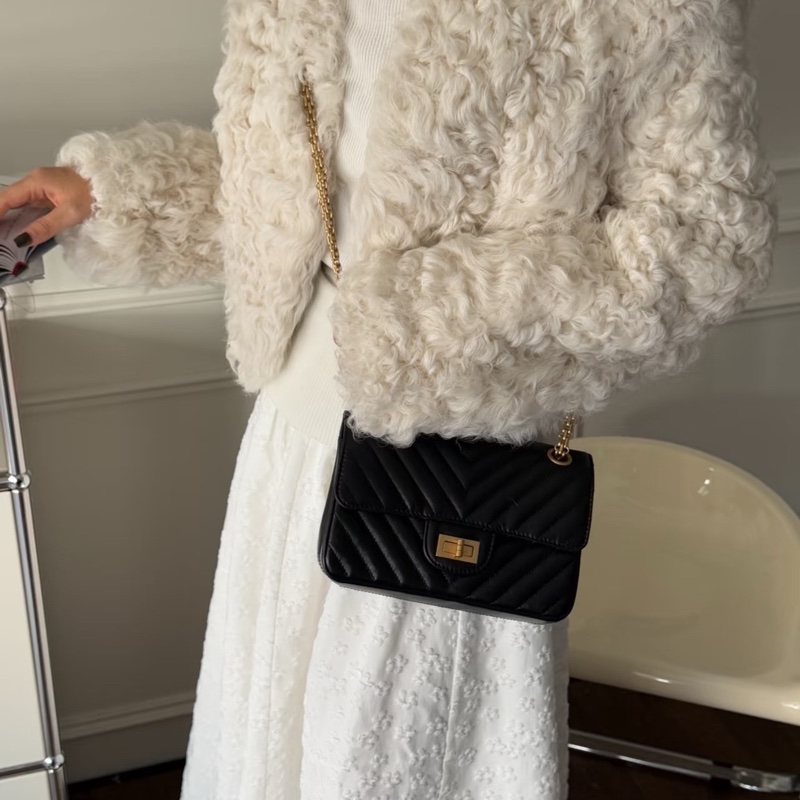 99新 香奈兒經典款 Chanel 2.55大迷你褶皺牛皮v紋-5