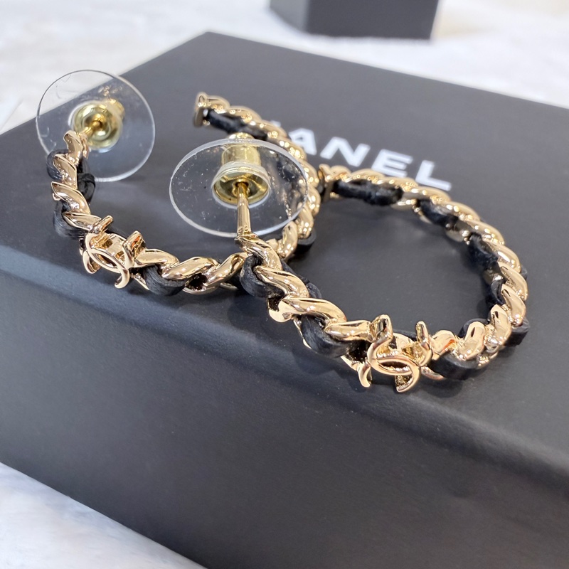 Chanel✨2026皮穿鏈耳釘針式耳環-1