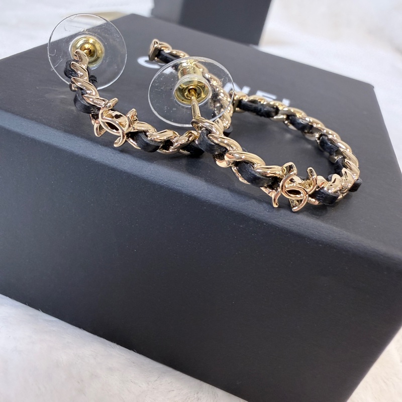 Chanel✨2026皮穿鏈耳釘針式耳環-5