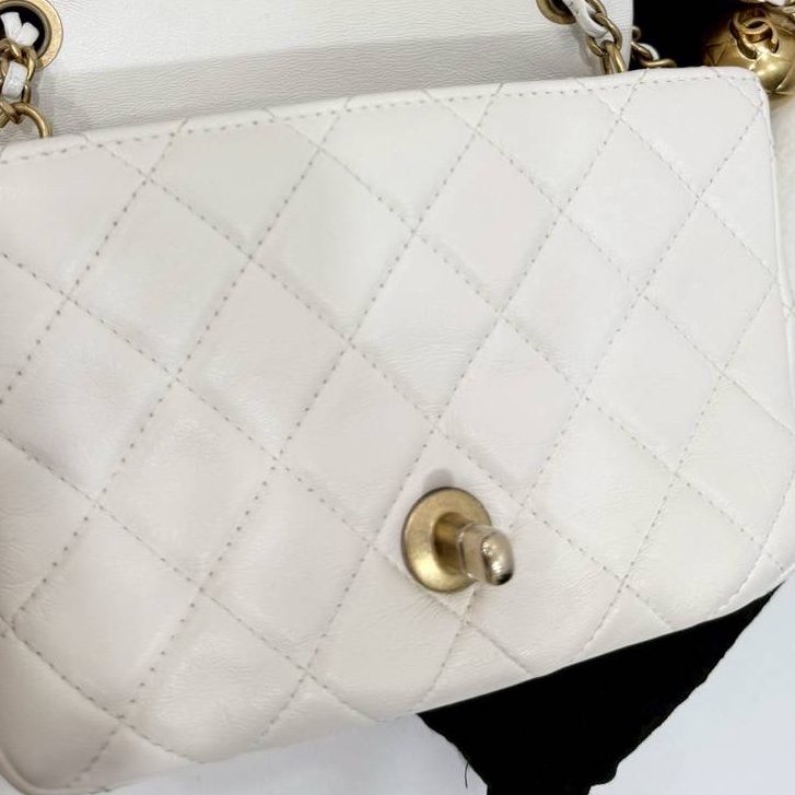 CHANEL 香奈兒 仙女白 金球 方胖 方胖子 CF 斜背包 肩背包 側背包-23