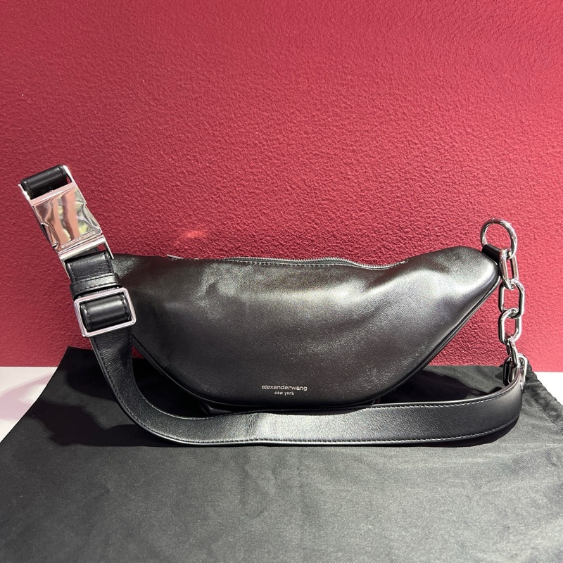 亞歷山大·王/Alexander Wang 黑色柔軟羊皮腰包 斜挎包 男女同款尺寸：33*12*15 cm 。-3