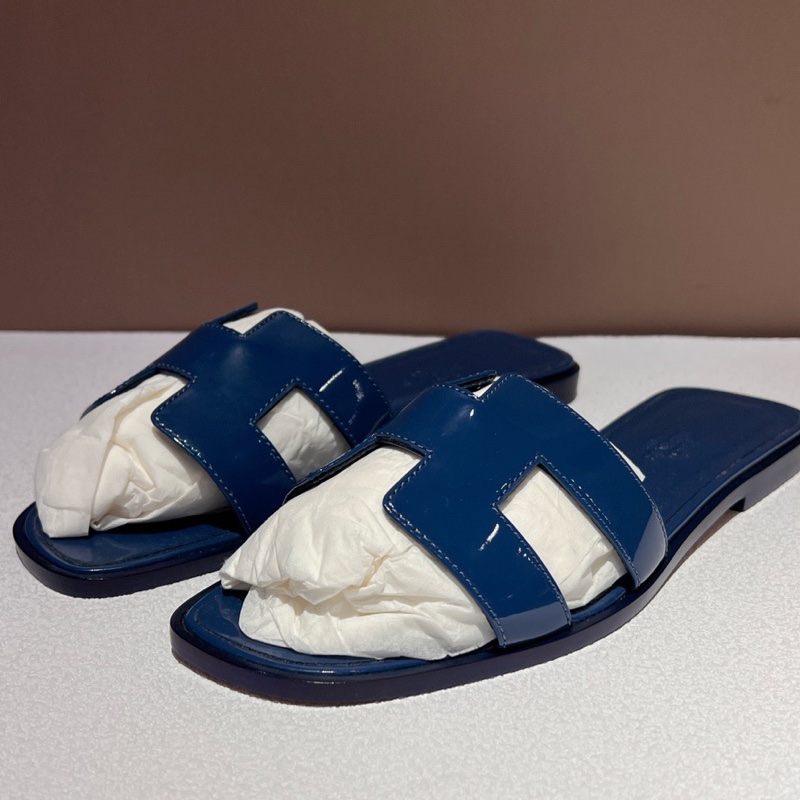 閒置新未使用 Hermes 愛馬仕 藍色漆皮拖鞋 37碼 附件 防塵袋-0