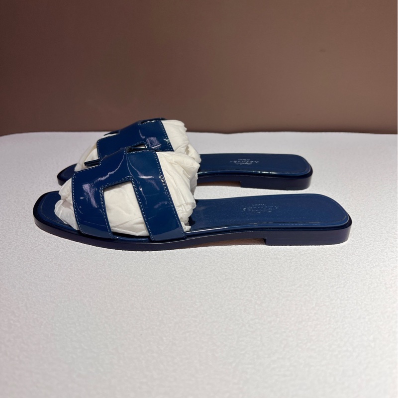 閒置新未使用 Hermes 愛馬仕 藍色漆皮拖鞋 37碼 附件 防塵袋-1