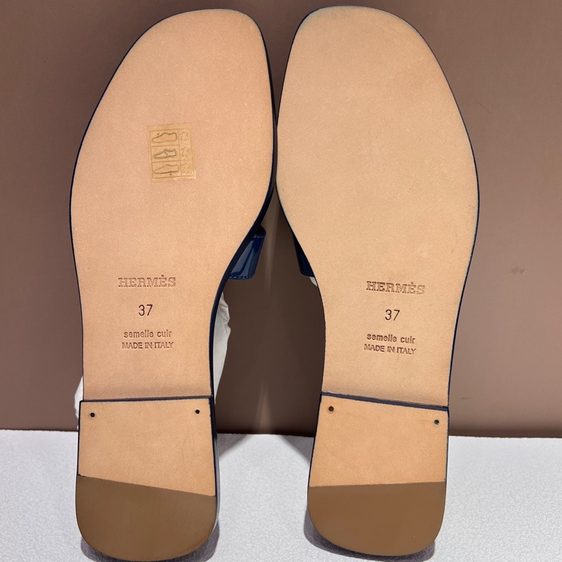閒置新未使用 Hermes 愛馬仕 藍色漆皮拖鞋 37碼 附件 防塵袋-6