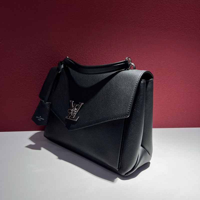 路易威登/Louis Vuitton Lock me系列 銀扣 荔枝紋 黑色斜挎包 手提包 尺寸:27*9*20 cm-2