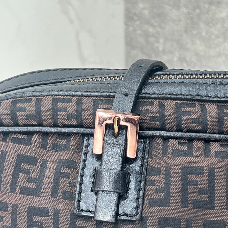 香緹國際精品 909 FENDI 法棍包-2