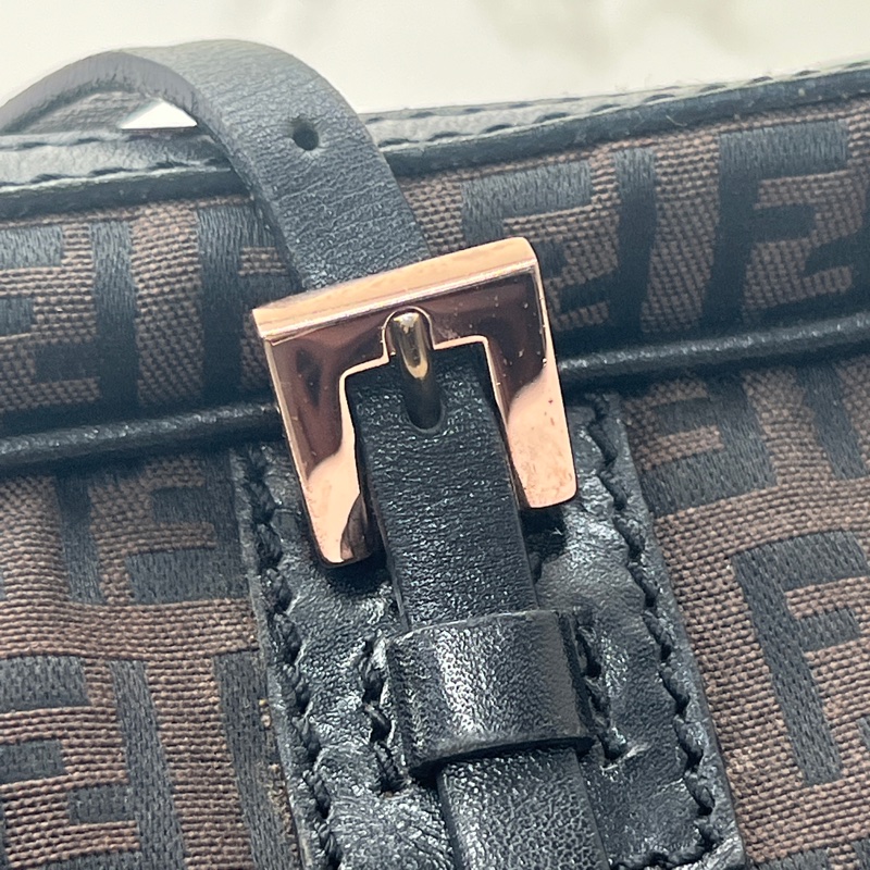 香緹國際精品 909 FENDI 法棍包-4