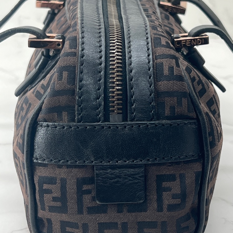香緹國際精品 909 FENDI 法棍包-6