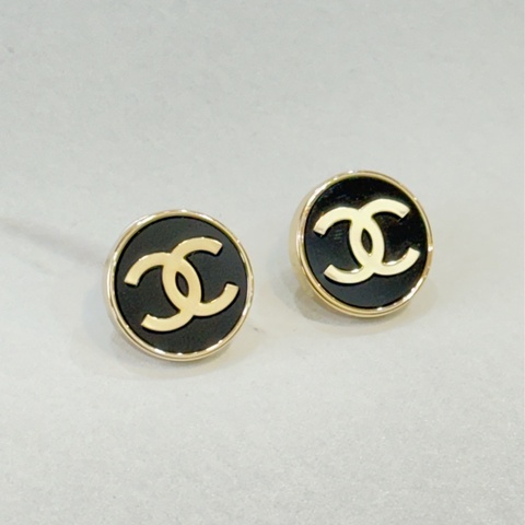 香奈兒23C黑金琺瑯耳釘環