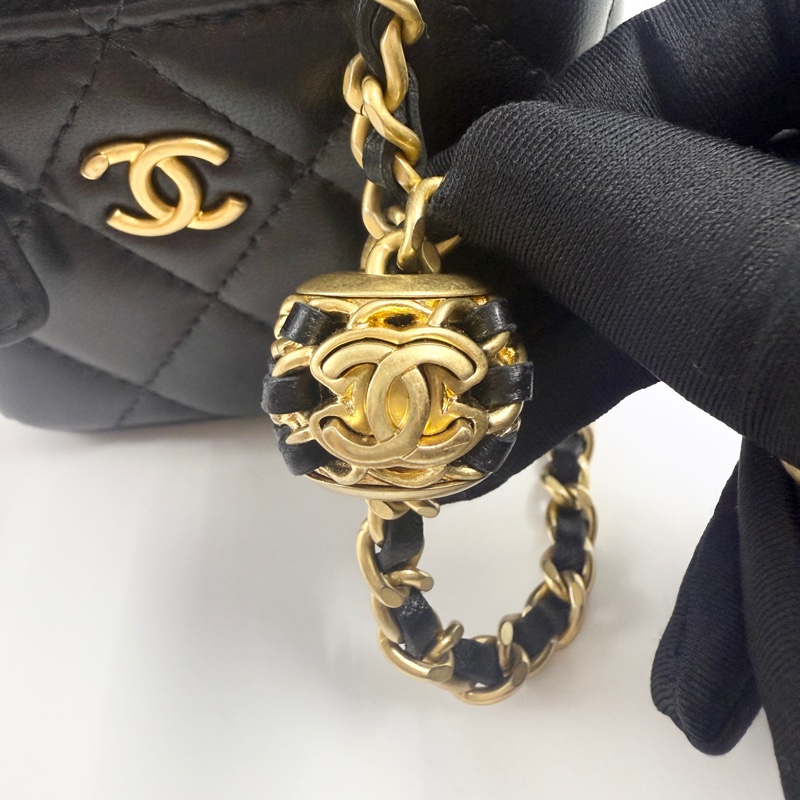 CHANEL香奈兒核桃金球小盒子黑色-1