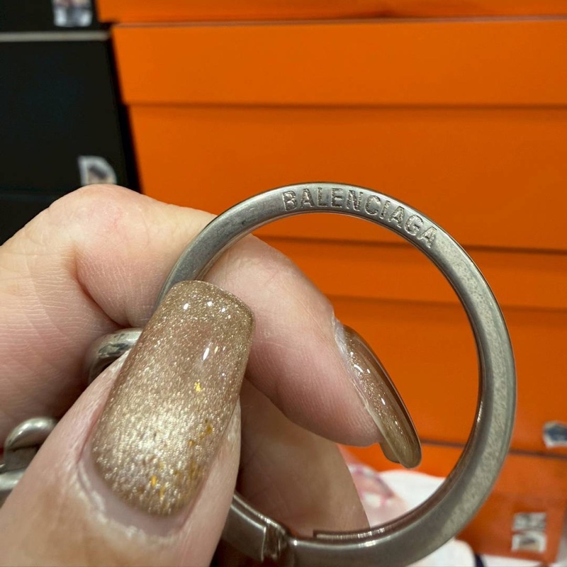 BALENCIAGA 巴黎世家 黑色 掛脖 吊繩 證件夾 證件包 卡包 卡夾 零錢包 皮夾 錢夾-6