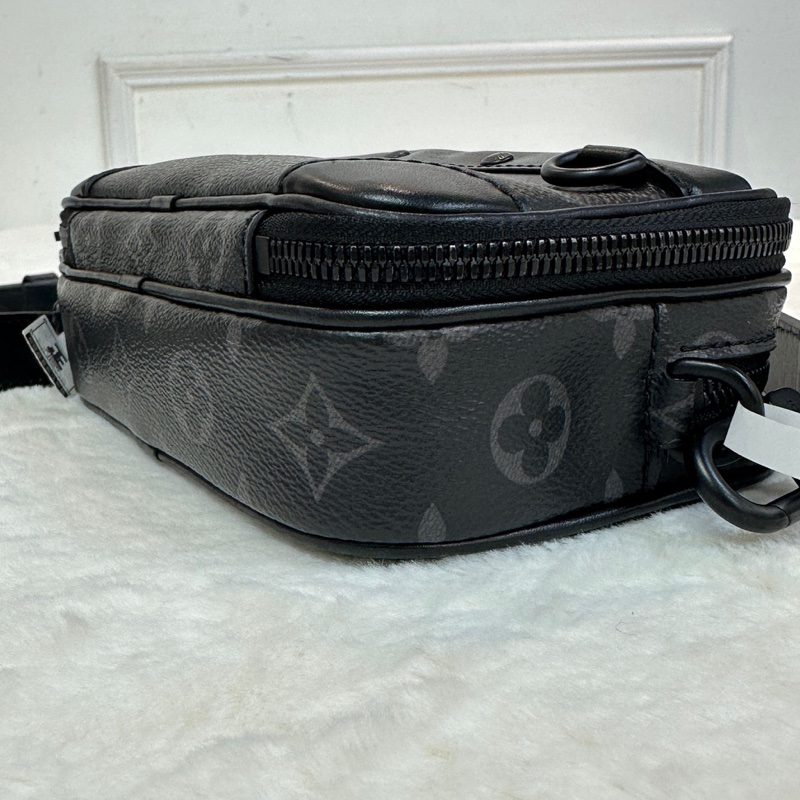 經典百搭耐用🖤👑  LV男裝 Alpha Wallet Monogram Eclipse Canvas-4