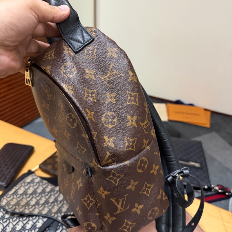 Lv老花後背包 (中號)-2