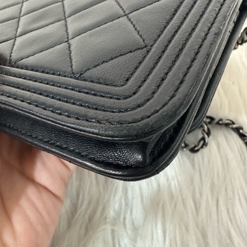 Chanel 黑皮銀釦格紋boy woc 斜背包-7