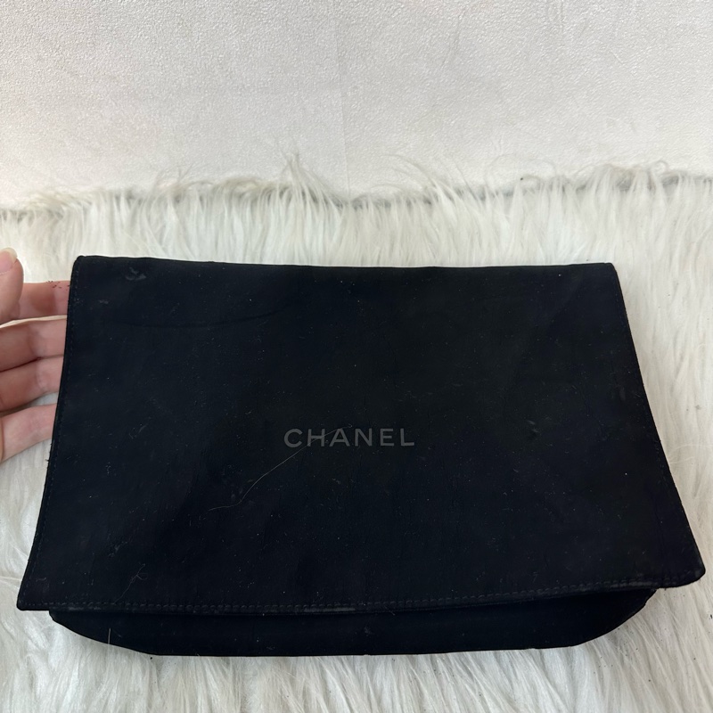 Chanel 黑皮銀釦格紋boy woc 斜背包-54