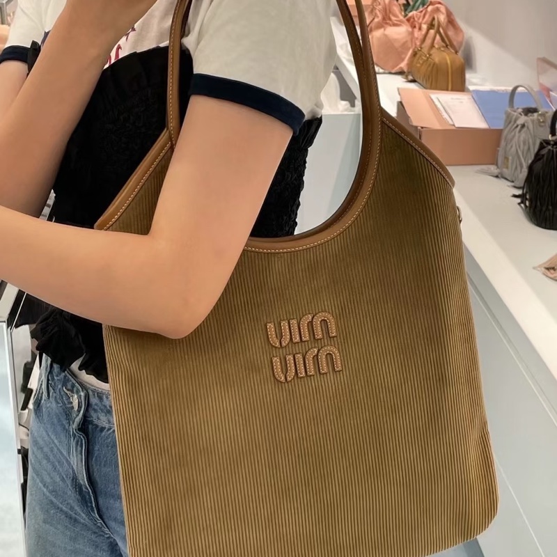 🌷全新帶保卡!Miumiu Ivy 燈芯絨托特 棕色 金扣-7
