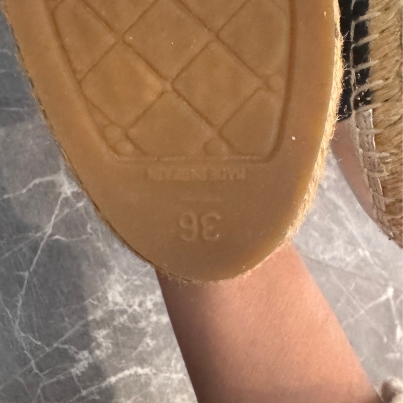 近新Chanel香奈兒大雙C logo鉛筆鞋彩色織線毛呢黑銀配刺繡草編鞋漁夫鉛筆鞋36號-2