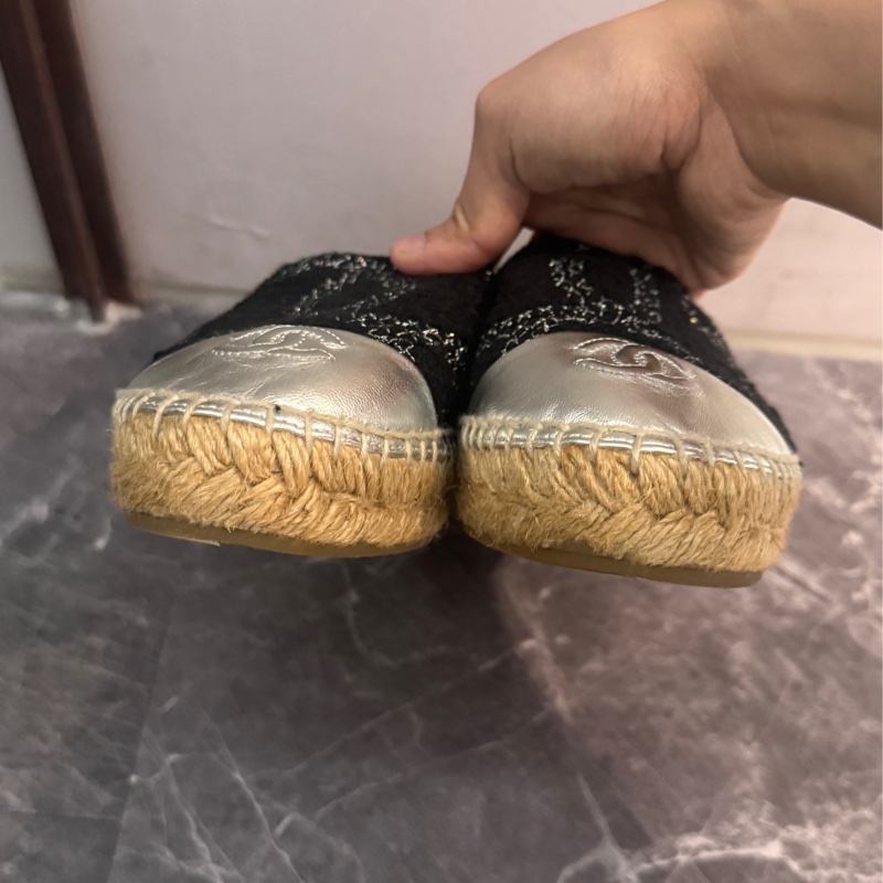 近新Chanel香奈兒大雙C logo鉛筆鞋彩色織線毛呢黑銀配刺繡草編鞋漁夫鉛筆鞋36號-4