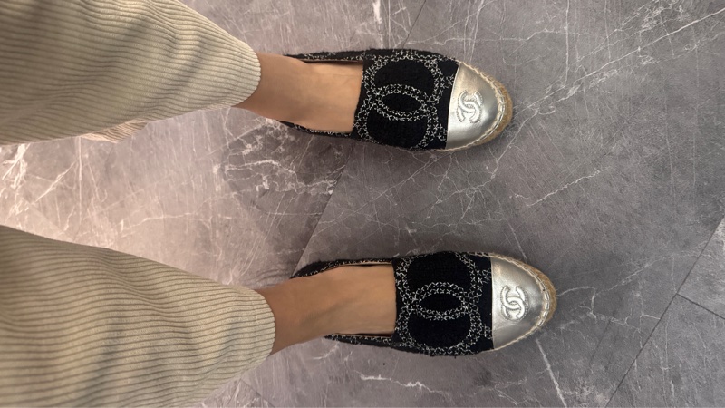 近新Chanel香奈兒大雙C logo鉛筆鞋彩色織線毛呢黑銀配刺繡草編鞋漁夫鉛筆鞋36號-14