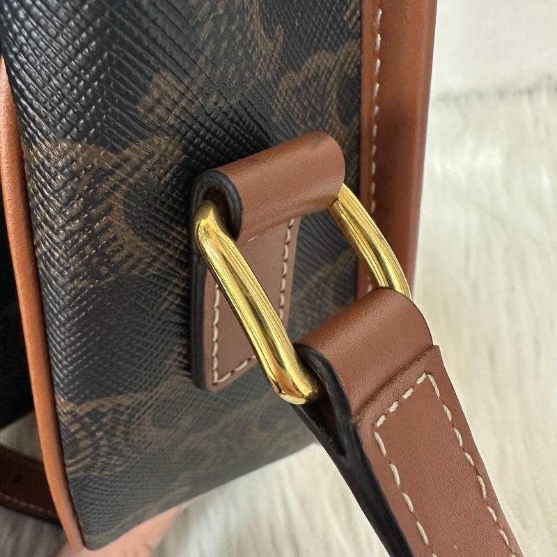 Celine 191502 老花凱旋門金釦馬鞍包 斜背包 folco triomphe-21