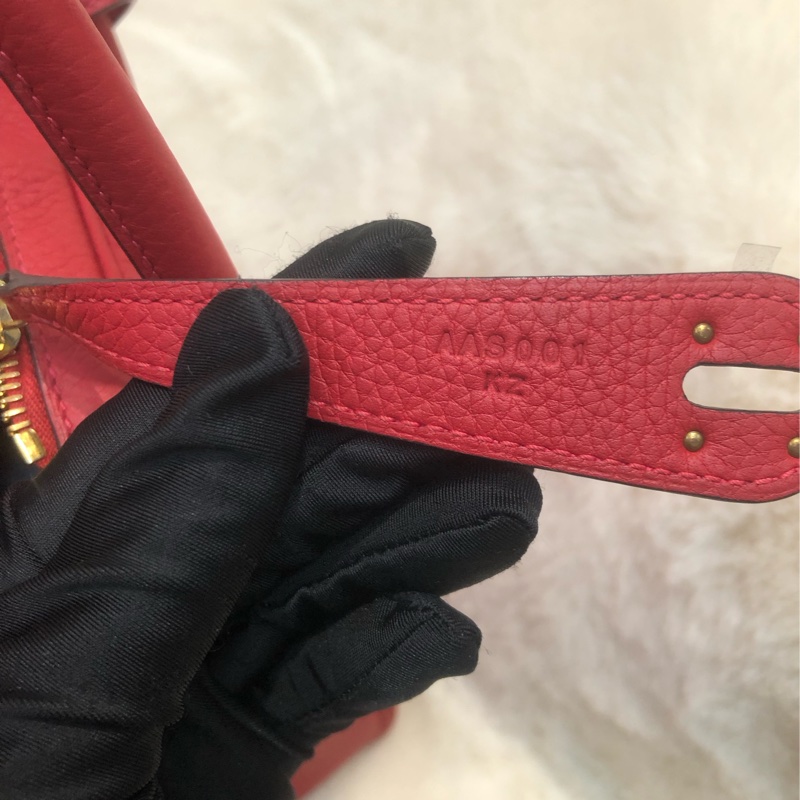 Hermes Lindy 30 紅色金扣 TC皮 XC355-14