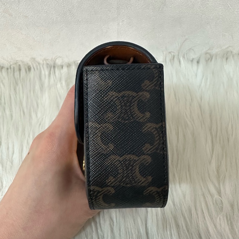 Celine 老花金釦凱旋門迷你斜背包-2